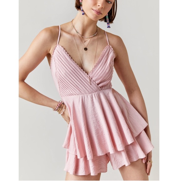 miami Pants - NWT Amy Tiered Skirt Romper